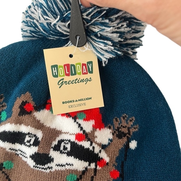 Books-A-Million Happy Holidays raccoon trash can winter beanie acrylic - Picture 6 of 9
